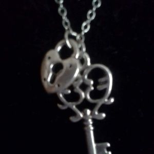 Meet your Posher, Lakisha